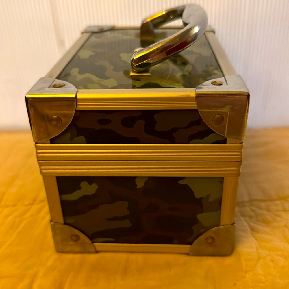 Caboodles Case Box Camo - Picture 3 of 10